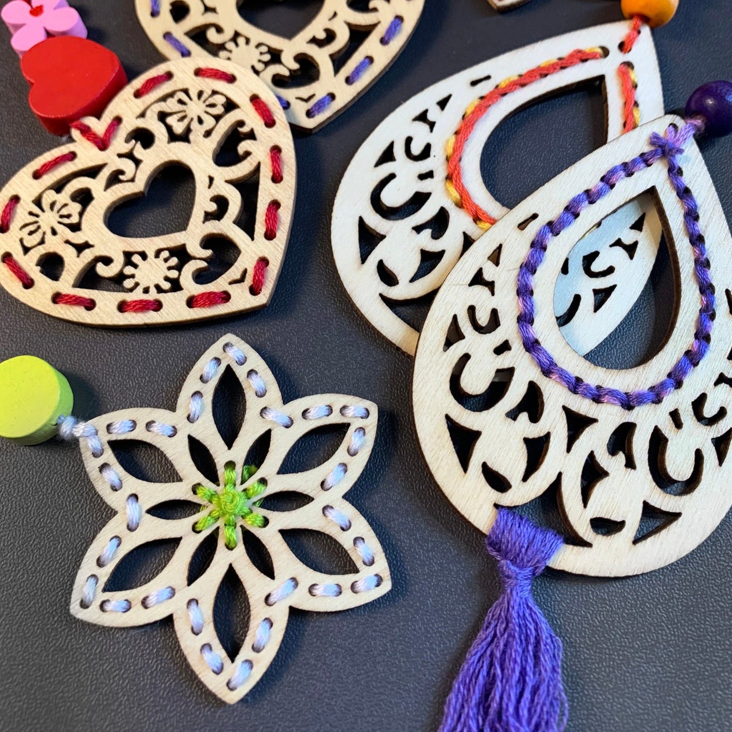 STITCH ON WOOD EMBROIDERY SET - Mixed Shapes