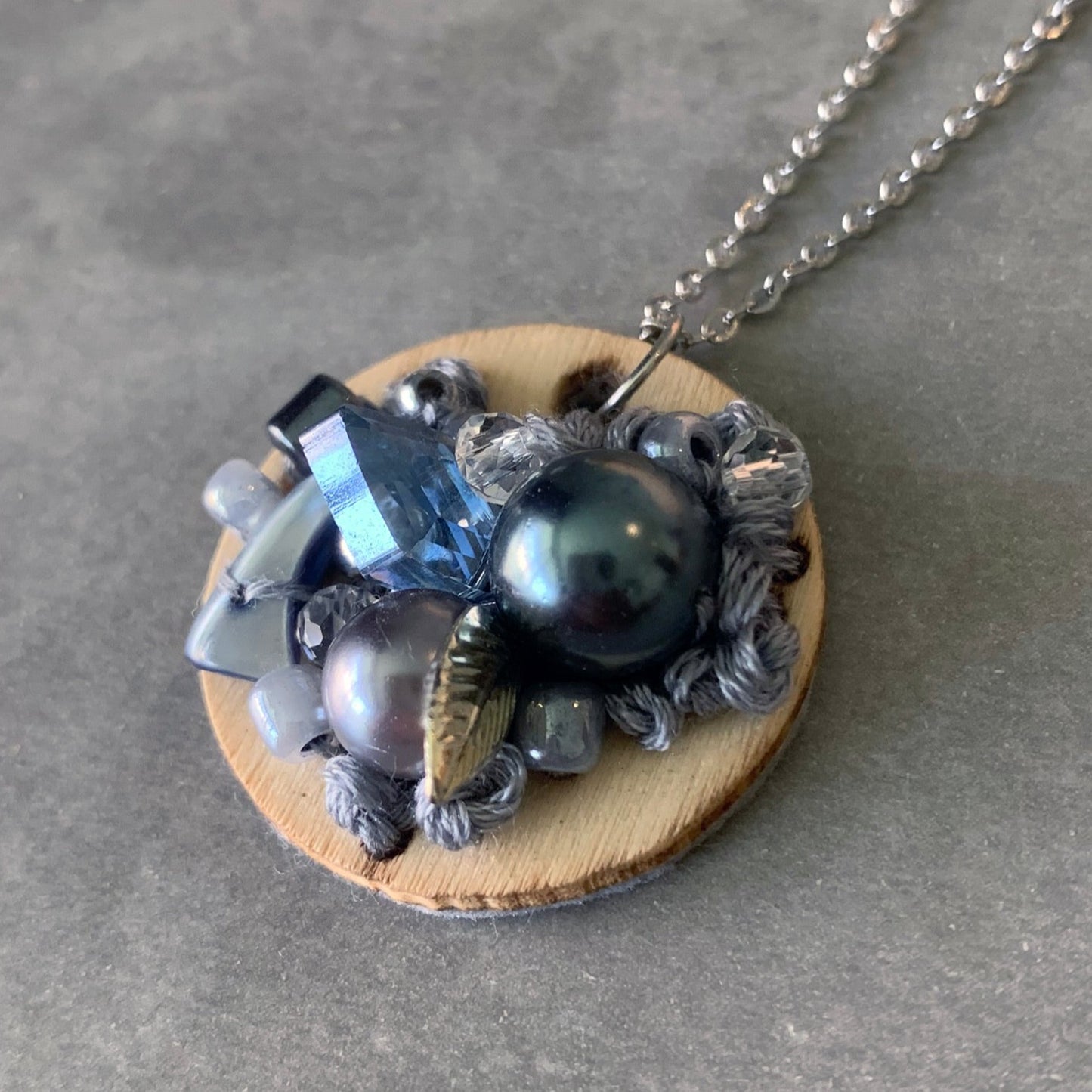 Black Pearl - pendant and necklace