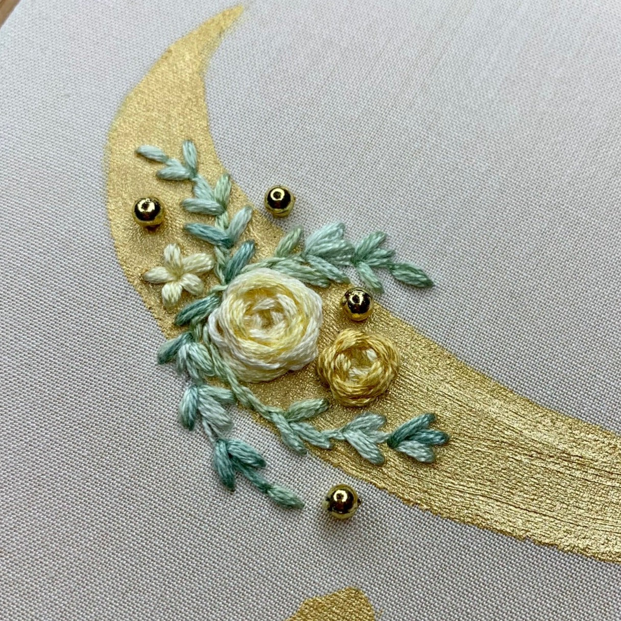 L.O.V.E. - Arabic calligraphy embroidery pattern
